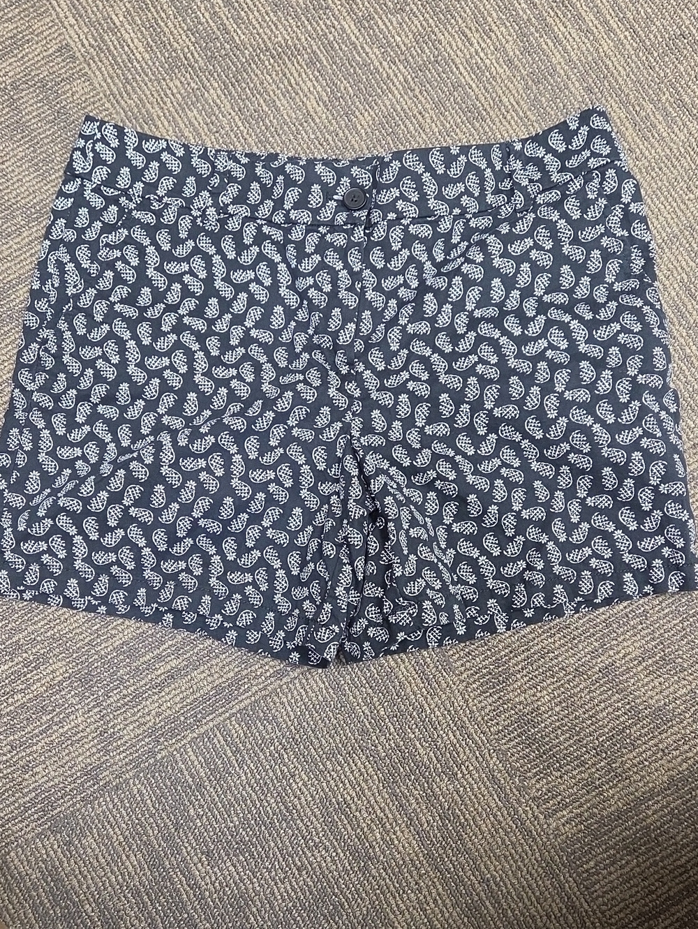 LOFT Pineapple Short